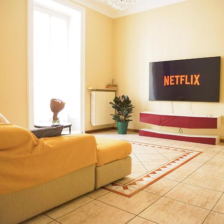 Wonderful Downtown Apartment-Hd Netflix, King-Size Bed, Two Minutes' Walk From Metro Mailand Exterior foto