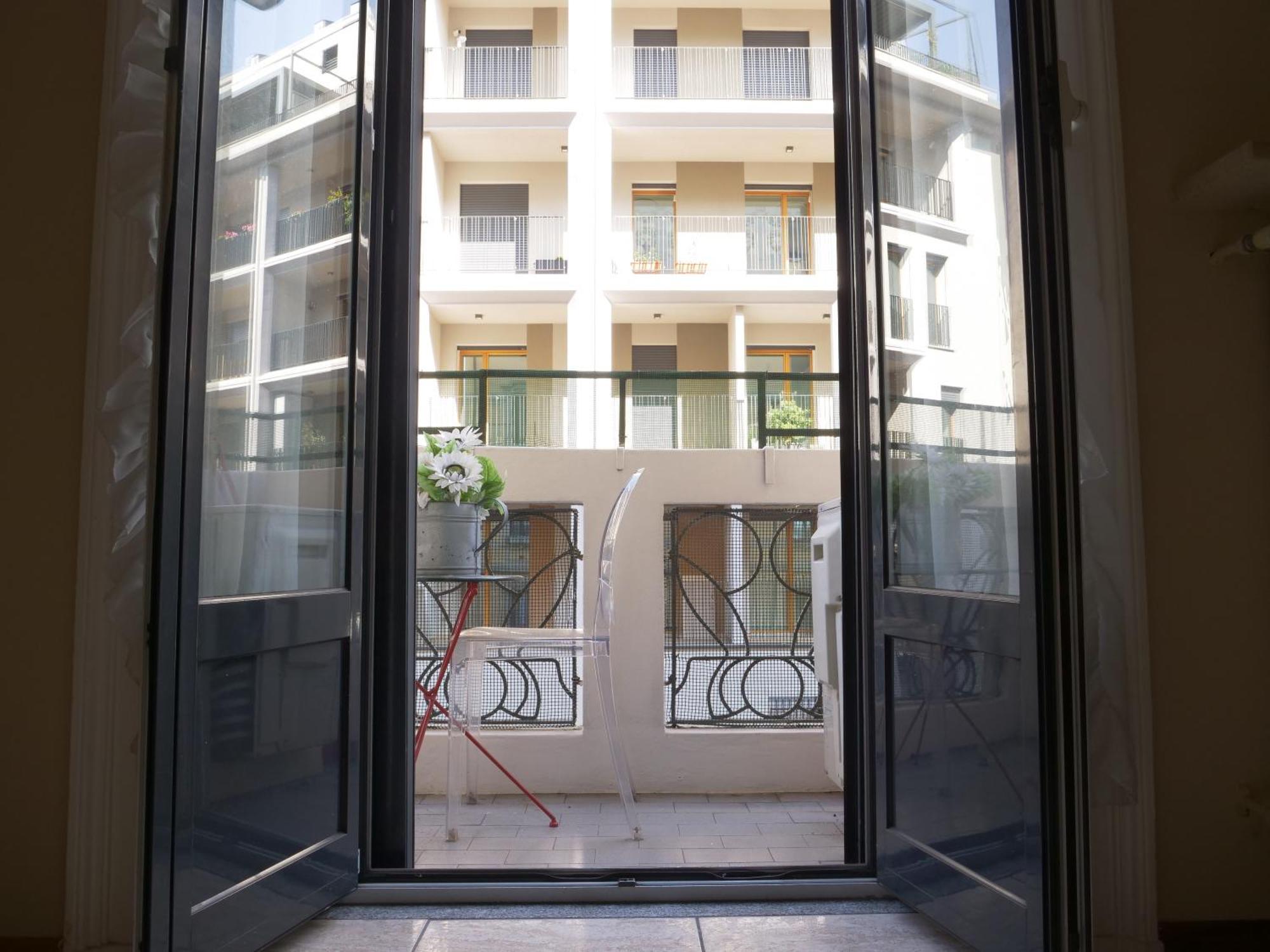 Wonderful Downtown Apartment-Hd Netflix, King-Size Bed, Two Minutes' Walk From Metro Mailand Exterior foto